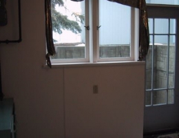 Laundry_room_doorway